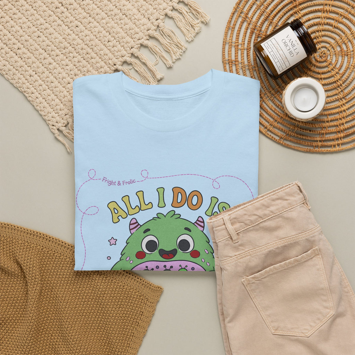 "All I Do Is Eat Bugs All Day" - Unisex T-shirt