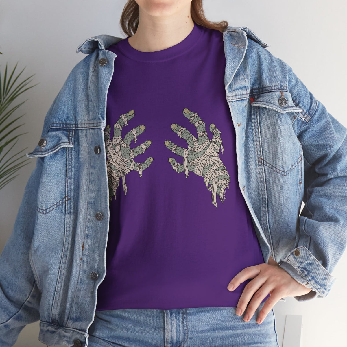 Mummy Hand Bra - Unisex T-Shirt