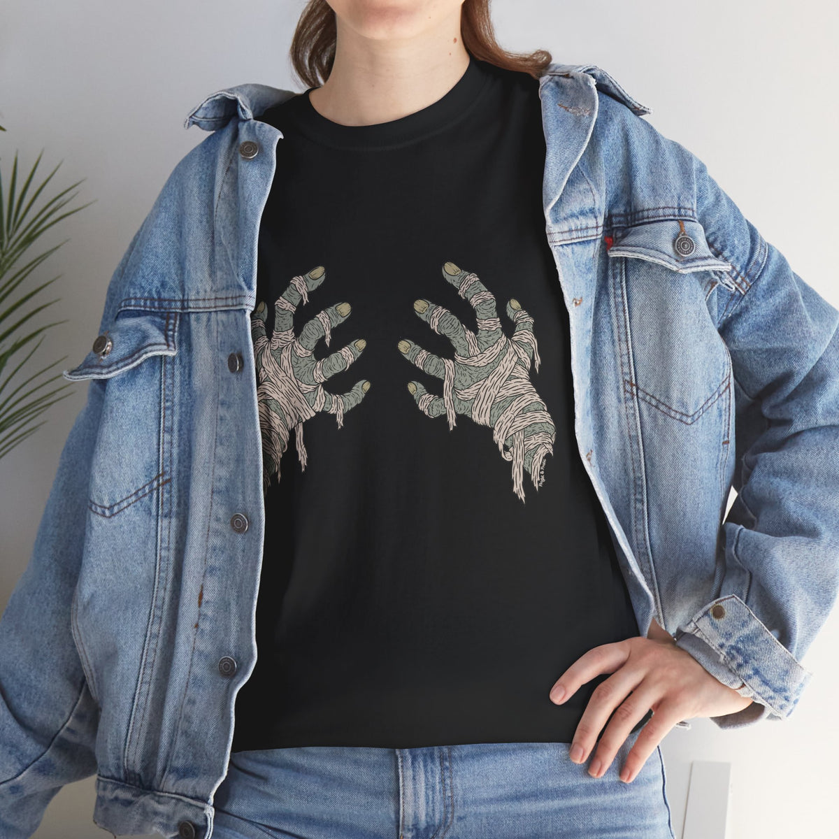 Mummy Hand Bra - Unisex T-Shirt