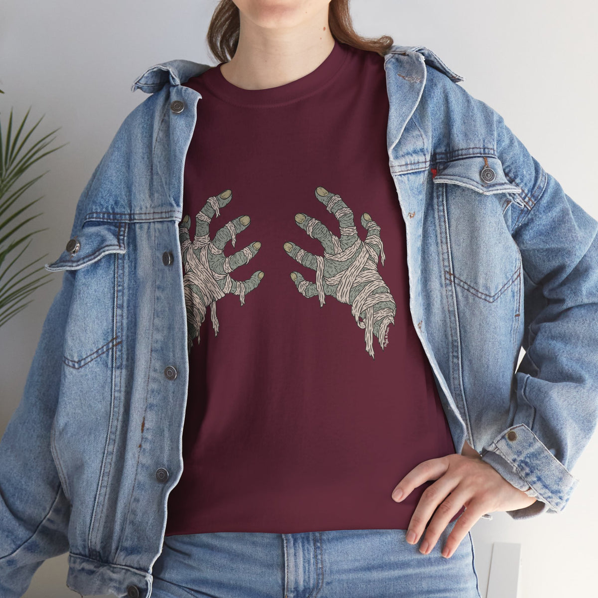 Mummy Hand Bra - Unisex T-Shirt